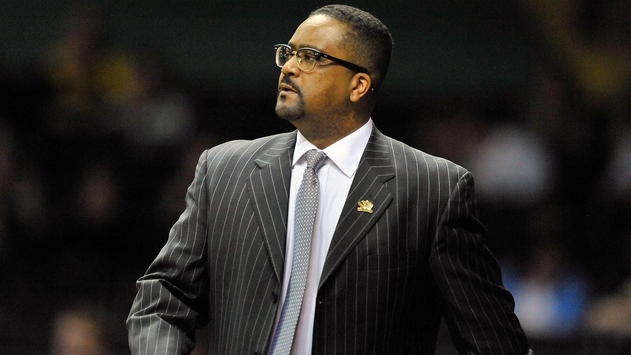 Missouri imposes multiple self-penalties after admitting hoops violations